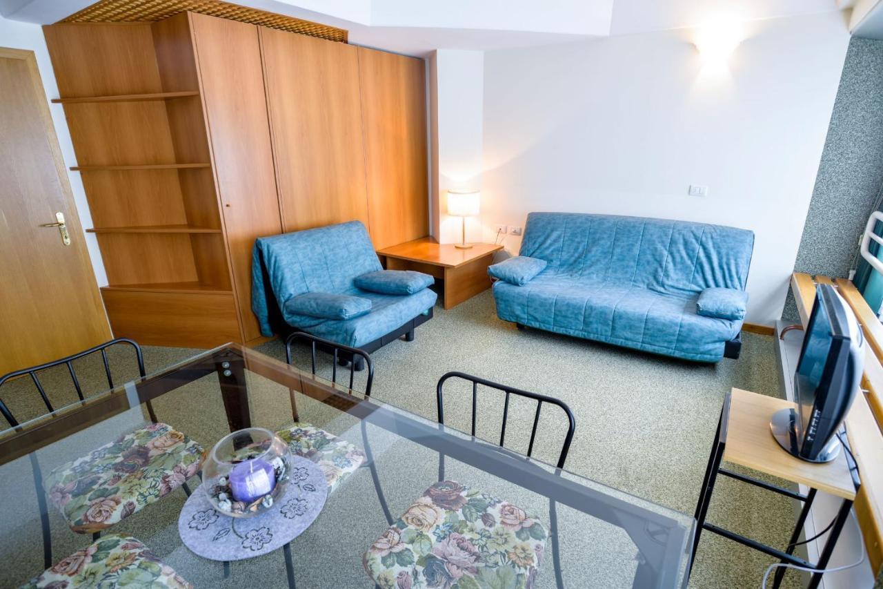 Res.Albare/Solaria Apt.Solandra 메차나 외부 사진